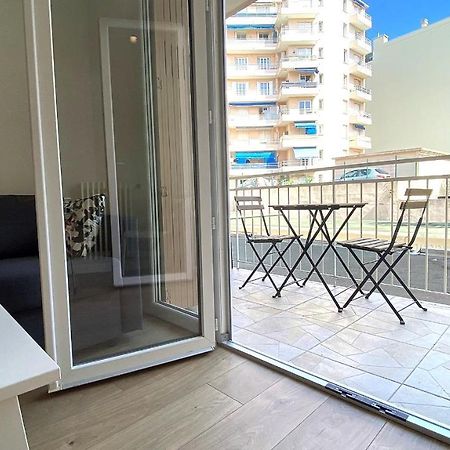 Marie Antoinette - Appartement 2 Chambres, Centre Ville, Terrasse, Moderne Antibes Exterior foto